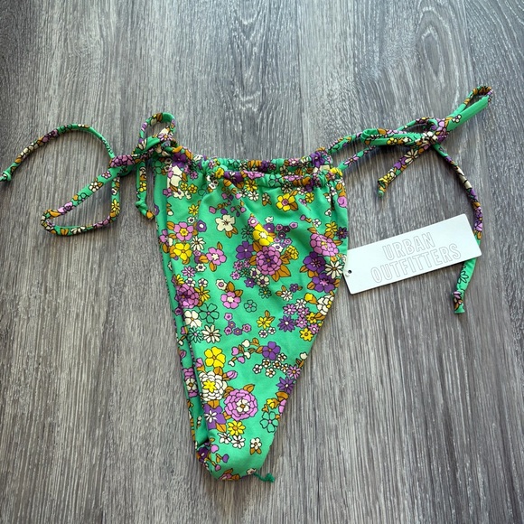 Urban Outfitters Green and Purple Paisley Bikini Bottoms - Picture 2 of 4